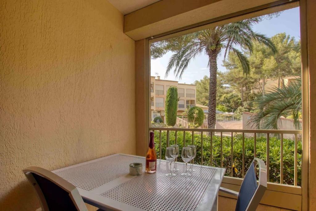 Appartement Piscine Tennis Acces Prive Plage Joia Sanary-sur-Mer Eksteriør billede